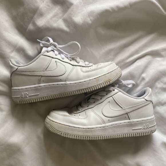 white air force ones - Picture 2 of 4